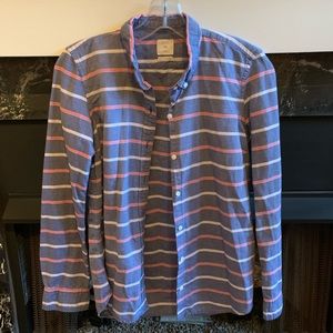 Gap Fitted Boyfriend Button Down Shirt